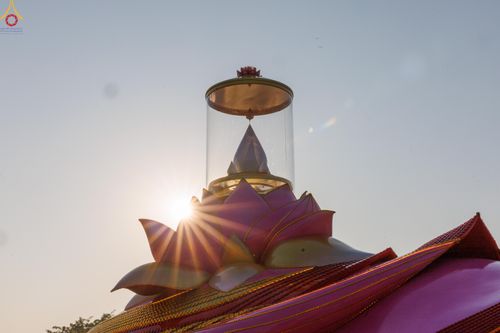 ภาพ No.293847:วันที่ 14 มกราคม พ.ศ. 2569 พิธีจุดประทีปถวายเป็นพุทธบูชา และบูชาธรรมมหาปูชนียาจารย์  ณ วัดสองพี่น้อง ต.ต้นตาล อ.สองพี่น้อง จ.สุพรรณบุรี ในโครงการธรรมยาตรา กตัญญูบูชา มหาปูชนียาจารย์ พระมงคลเทพมุนี(สด จนฺทสโร) พระผู้ปราบมาร อนุสรณ์สถาน 7 แห่ง ปีที่ 14