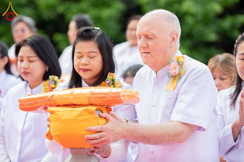 ภาพ No.336780:วันที่ 14 มิถุนายน พ.ศ. 2569 พิธีอุปสมบทธรรมทายาท นานาชาติยุโรปรุ่นที่ 11 เบลเยียม