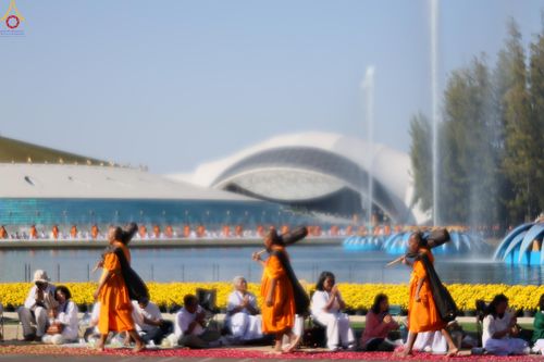 ภาพ No.286936:วันที่ 2 มกราคม พ.ศ.2569 พิธีต้อนรับพระธรรมยาตรา ครั้งที่ 1 (ภาพชุดที่ 2) ณ วัดพระธรรมกาย (วิหารหลวงปู่ - พระมหาธรรมกายเจดีย์)