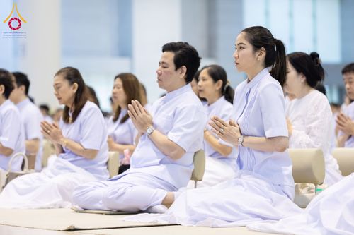 ภาพ No.287615:วันที่ 1 มกราคม พ.ศ. 2569 พิธีบูชาข้าวพระ ณ สภาธรรมกายสากล วัดพระธรรมกาย