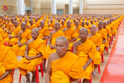 ภาพ No.306509:วันที่ 31 มกราคม พ.ศ. 2569  พิธีบำเพ็ญกุศล 100 วัน เพื่ออุทิศถวายแด่  สมเด็จพระนางเจ้าสิริกิติ์ พระบรมราชินีนาถ พระบรมราชชนนีพันปีหลวง ณ ห้องแก้วสารพัดนึก2 วัดพระธรรมกาย ปทุมธานี