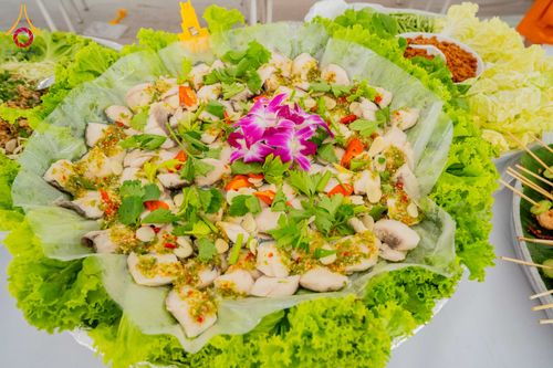 ภาพ No.298564:วันที่ 20 มกราคม พ.ศ. 2569 พิธีถวายภัตตาหารเป็นสังฆทาน แด่พระธรรมยาตรา ณ อนุสรณ์สถานบางปลา วัดบางปลา อำเภอบางเลน จังหวัดนครปฐม ในโครงการธรรมยาตรา กตัญญูบูชา มหาปูชนียาจารย์ พระมงคลเทพมุนี(สด จนฺทสโร) พระผู้ปราบมาร อนุสรณ์สถาน 7 แห่ง ปีที่ 14