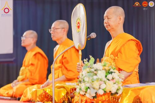 ภาพ No.282118:วันที่ 22 ธันวาคม พ.ศ.2568 พิธีปิดโครงการอบรมอุบาสิการุ่นที่ 1 อินโดนีเซีย