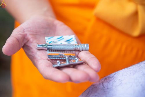 ภาพ No.319795:วันอาทิตย์ที่ 5 เมษายน พ.ศ.2569 พิธีตัดปอยผม และปลงผมนาคธรรมทายาท โครงการบรรพชาและอุปสมบทหมู่ รุ่นบูชาธรรม 82 ปี หลวงพ่อธัมมชโย