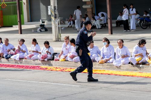 ภาพ No.296301:ภาพเบื้องหลังอาสาสมัครรวมใจ ชุดที่ 2 ในโครงการธรรมยาตรา กตัญญูบูชา มหาปูชนียาจารย์ พระมงคลเทพมุนี(สด จนฺทสโร) พระผู้ปราบมาร อนุสรณ์สถาน 7 แห่ง ปีที่ 14