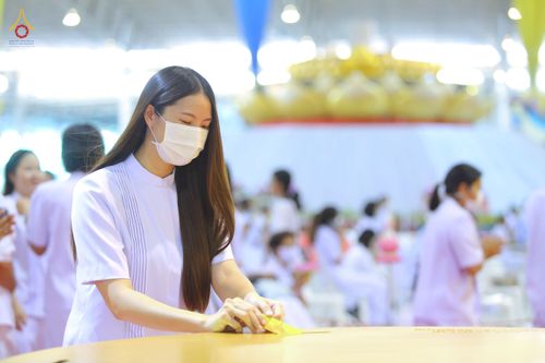 ภาพ No.81677:พิธีหล่อพระประธานเพื่อประดิษฐาน ณ ห้องแก้วสารพัดนึก 2 เนื่องในวันวิสาขบูชา วันเสาร์ที่ 3 มิถุนายน 2566 ณ วัดพระธรรมกาย จ.ปทุมธานี