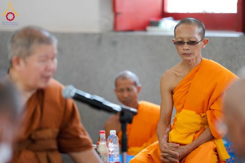 ภาพ No.341355:วันอาทิตย์ที่ 26 กรกฎาคม พ.ศ. 2569 ​โครงการอุปสมบทหมู่บูชาธรรมมหาปูชนียาจารย์ รุ่นที่ ๑ วัดกลางธนรินทร์ ต.บ้านแป้ง อ.พรหมบุรี จ.สิงห์บุรี