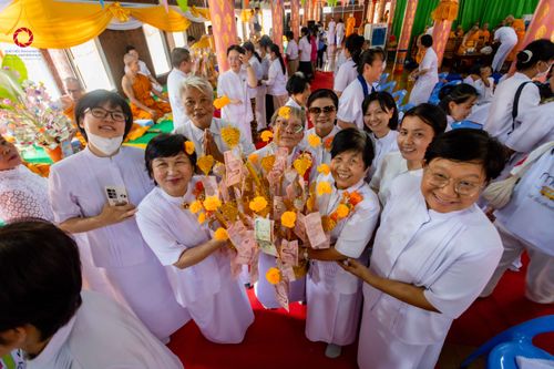 ภาพ No.298822:วันที่ 20 มกราคม พ.ศ. 2569 พิธีทอดผ้าป่าทำนุบำรุงศาสนสถาน ณ วัดลำพญา อ.บางเลน จ.นครปฐม ในโครงการธรรมยาตรา กตัญญูบูชา มหาปูชนียาจารย์ พระมงคลเทพมุนี(สด จนฺทสโร) พระผู้ปราบมาร อนุสรณ์สถาน 7 แห่ง ปีที่ 14