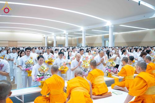 ภาพ No.310711:วันอาทิตย์ที่ 22 กุมภาพันธ์ พ.ศ. 2569 พิธีถวายโคมมาฆประทีป ณ ห้องแก้วสารพัดนึก 2 วัดพระธรรมกาย จ.ปทุมธานี