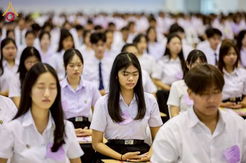 ภาพ No.273250:วันที่ 23 พฤศจิกายน พ.ศ. 2568 การสอบตอบปัญหาธรรมะ ทางก้าวหน้า "ระดับอุดมศึกษา" ณ ห้องแก้วสารพัดนึก 1 สภาธรรมกายสากล วัดพระธรรมกาย จ.ปทุมธานี