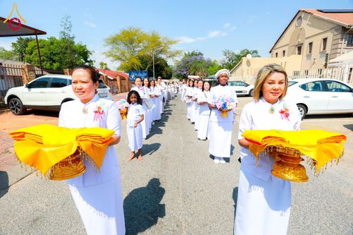 ภาพ No.176604:พิธีทอดกฐินแห่งทวีปแอฟริกา ณ วัดพระธรรมกายโจฮันเนสเบิร์ก สาธารณรัฐแอฟริกาใต้ วันอาทิตย์ที่ 20 ตุลาคม พ.ศ. 2567