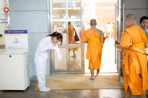 ภาพ No.237787:วันอาทิตย์ที่ 10 สิงหาคม พ.ศ. 2568 พิธีถวายไทยธรรมมุทิตาเปรียญธรรมและบาลีศึกษา ณ ห้องแก้วสารพัดนึก2 วัดพระธรรมกาย ปทุมธานี