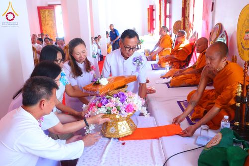 ภาพ No.172978:พิธีทอดกฐิน วัดป่าดอยพระบาท จ.เชียงราย ในโครงการกฐินสามัคคีทั่วไทย 30,000 วัด บูชาธรรม 80 ปี หลวงพ่อธัมมชโย โดยคณะศิษยานุศิษย์วัดพระธรรมกาย วันที่ 26 ตุลาคม พ.ศ. 2567