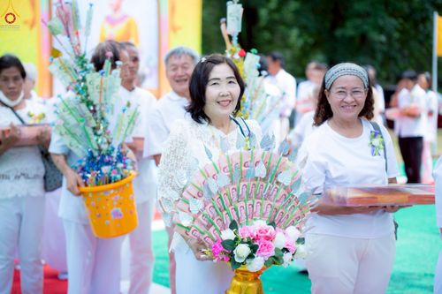 ภาพ No.260154:วันอาทิตย์ที่ 19 ตุลาคม พ.ศ. 2568 พิธีทอดกฐินสามัคคี  ณ ศูนย์ปฏิบัติธรรมและศูนย์อบรมเยาวชนเพชรบุรี  ต.ท่าแลง อ.ท่ายาง จ.เพชรบุรี