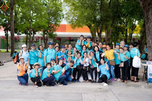 ภาพ No.145909:ชมรมจิตอาสาอนุรักษ์สิ่งแวดล้อม รับบุญทำความสะอาดบริเวณโบสถ์พระไตรปิฎก วัดพระธรรมกาย จ.ปทุมธานี วันที่ 25 กรกฎาคม พ.ศ. 2567