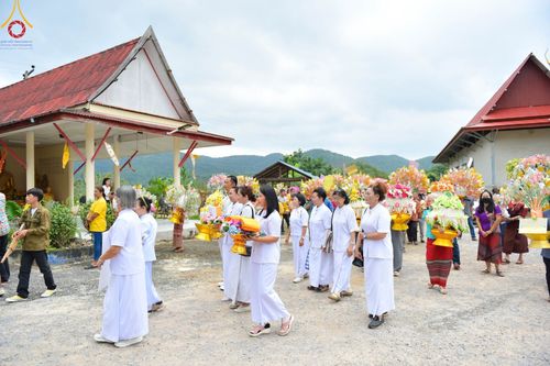 ภาพ No.99062:พิธีทอดกฐินสามัคคีทั่วไทย 5,000 วัด ณ วัดลำตะเคียน อ.แก่งกระจาน จ.เพชรบุรี วันที่ 27 พฤศจิกายน พ.ศ. 2566