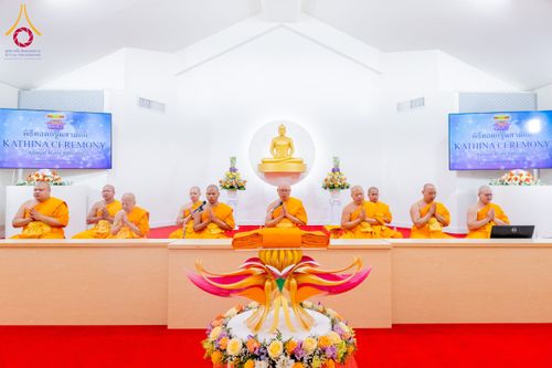 ภาพ No.174965:พิธีทอดกฐิน วัดพระธรรมกายซิลิคอนวัลเลย์ มลรัฐแคลิฟอร์เนีย ประเทศสหรัฐอเมริกา บูชาธรรม 80 ปี หลวงพ่อธัมมชโย โดยคณะศิษยานุศิษย์วัดพระธรรมกาย วันที่ 27 ตุลาคม พ.ศ. 2567