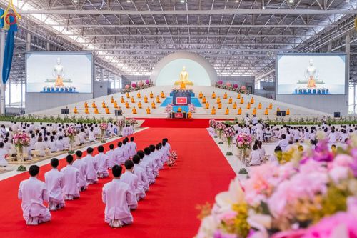 ภาพ No.151399:พิธีจุดเทียนใจ ไฟนิรันดร์ อนันตชัย ณ สภาธรรมกายสากล วัดพระธรรมกาย วันอาทิตย์ต้นเดือนที่ 1 กันยายน พ.ศ. 2567