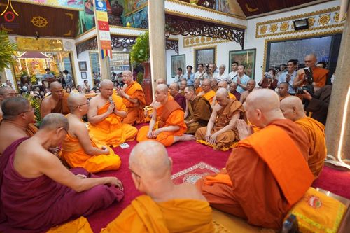 วัดพระธรรมกาย ร่วมบุญกฐินเวียดนาม เชื่อมสัมพันธไมตรี สร้างสามัคคีสงฆ์ วันที่ 12 พฤศจิกายน พ.ศ. 2566
