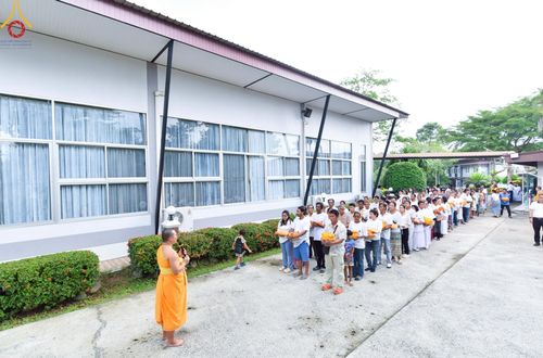 ภาพ No.216445:วันอังคารที่ 8 เม.ย. พ.ศ. 2568 พิธีบรรพชาสามเณร ณ ศูนย์ปฏิบัติธรรมเขาคิชฌกูฏ จันทบุรี