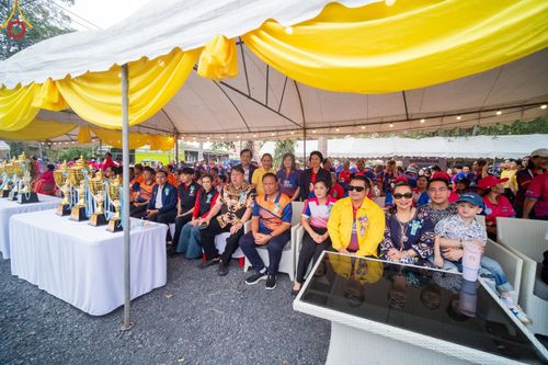 ภาพ No.123801:ขบวนพาเหรดเรือในพิธีเปิดโครงการแข่งขันเรือพาย อบต.คลองสาม ประจำปี พ.ศ. 2567 วันเสาร์ที่ 17 กุมภาพันธ์ พ.ศ. 2567