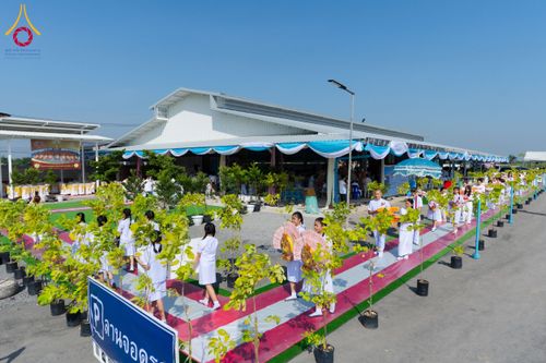 ภาพ No.173978:พิธีทอดกฐิน ศูนย์เบญจธรรม จ.ปทุมธานี ในโครงการกฐินสามัคคีทั่วไทย 30,000 วัด บูชาธรรม 80 ปี หลวงพ่อธัมมชโย โดยคณะศิษยานุศิษย์วัดพระธรรมกาย วันที่ 11 พฤศจิกายน พ.ศ. 2567