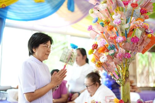 ภาพ No.252683:วันที่ 12 ตุลาคม พ.ศ. 2568 พิธีทอดกฐินสามัคคีทั่วไทย 30,000 วัด โดยคณะศิษยานุศิษย์ บูชาธรรม 81 ปี หลวงพ่อธัมมชโย ณ วัดจำศีล อ.แก่งคอย จ.สระบุรี