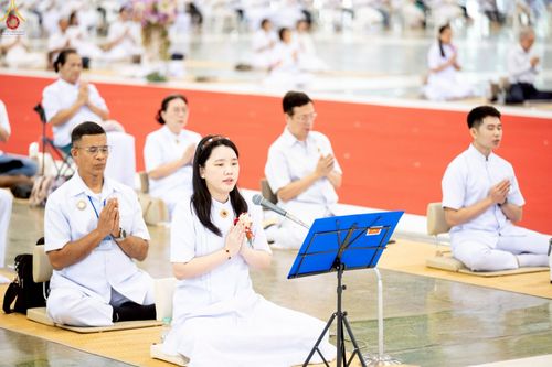 ภาพ No.249398:วันที่ 28 กันยายน พ.ศ. 2568 พิธีจุดเทียนใจ ไฟนิรันด์ อนันตชัย ณ สภาธรรมกายสากล วัดพระธรรมกาย