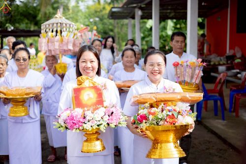 ภาพ No.256462:วันที่ 15 ตุลาคม พ.ศ. 2568 พิธีทอดกฐินสามัคคีทั่วไทย 30,000 วัด โดยคณะศิษยานุศิษย์ บูชาธรรม 81 ปี หลวงพ่อธัมมชโย ณ วัดสว่างนางโท อ.เมืองยาง จ.นครราชสีมา