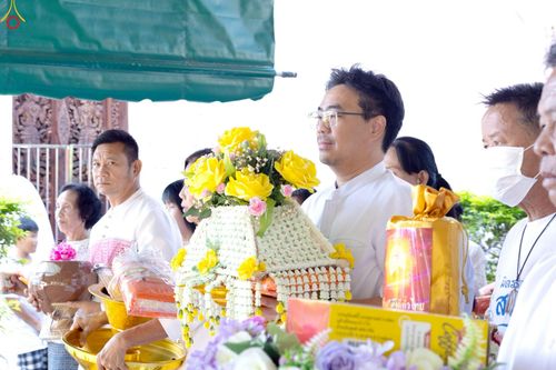 ภาพ No.269998:วันที่ 12 ตุลาคม พ.ศ. 2568 พิธีทอดกฐินสามัคคีทั่วไทย ณ วัดแม่กาห้วยเคียน อ.เมือง จ.พะเยา โดยคณะศิษยานุศิษย์ บูชาธรรม 81 ปี หลวงพ่อธัมมชโย