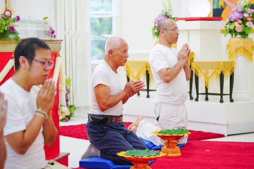 ภาพ No.144531:พิธีตัดปอยผมและปลงผมนาคธรรมทายาท ณ วัดพระธรรมกายนิวเจอร์ซี ประเทศสหรัฐอเมริกา วันที่ 29 มิถุนายน พ.ศ. 2567