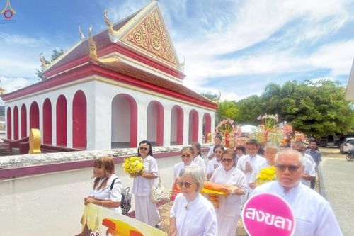 ภาพ No.266591:วันที่ 26 ตุลาคม พ.ศ. 2568 พิธีทอดกฐินสามัคคีทั่วไทย ณ วัดน้ำกระจาย อ.เมือง จ.สงขลา โดยคณะศิษยานุศิษย์ บูชาธรรม 81 ปี หลวงพ่อธัมมชโย