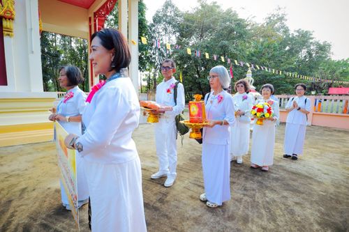 ภาพ No.272469:วันที่ 1 พฤศจิกายน พ.ศ. 2568 พิธีทอดกฐินสามัคคีทั่วไทย ณ วัดโคกสว่าง ต.สำพันตา อ.นาดี จ.ปราจีนบุรี โดยคณะศิษยานุศิษย์ บูชาธรรม 81 ปี หลวงพ่อธัมมชโย