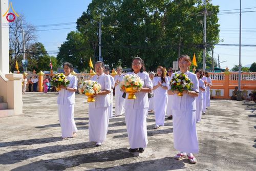 ภาพ No.176873:พิธีทอดกฐิน ณ วัดบางเป้ง จ.ชลบุรี ในโครงการทอดกฐินสามัคคีทั่วไทย 30,000 วัด บูชาธรรม 80 ปี หลวงพ่อธัมมชโย โดยคณะศิษยานุศิษย์วัดพระธรรมกาย วันที่ 29 ตุลาคม พ.ศ. 2567