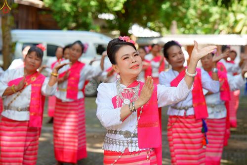 ภาพ No.277321:วันที่ 19 ตุลาคม พ.ศ. 2568 พิธีทอดกฐินสามัคคีทั่วไทย ณ วัดกลาง ต.เวียงใต้ อ.ปาย จ.แม่ฮ่องสอน โดยคณะศิษยานุศิษย์ บูชาธรรม 81 ปี หลวงพ่อธัมมชโย