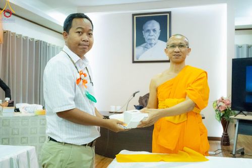 ภาพ No.102445:งานรวมพลังเด็กดี V-Star จังหวัดชลบุรี จัดงานโดยชมรมพุทธศาสตร์สากล และธุดงคสถานชลบุรี วันศุกร์ที่ 15 ธันวาคม พ.ศ. 2566