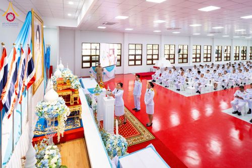 ภาพ No.237683:พิธีถวายเครื่องราชสักการะและวางพานพุ่ม และพิธีจุดเทียนถวายพระพรชัยมงคล เนื่องในโอกาสวันเฉลิมพระชนมพรรษา สมเด็จพระนางเจ้าสิริกิติ์ พระบรมราชินีนาถ พระบรมราชชนนีพันปีหลวง วันอังคารที่ 12 สิงหาคม พ.ศ. 2568  ณ อาคารปลูกศรัทธา 2 วัดพระธรรมกาย