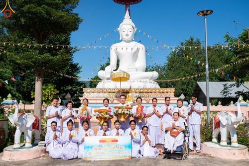 พิธีทอดกฐิน ณ วัดโพธิ์ไทร อ.เกษตรสมบูรณ์ จ.ชัยภูมิ ในโครงการกฐินสามัคคีทั่วไทย 30,000 วัด บูชาธรรม 80 ปี หลวงพ่อธัมมชโย โดยคณะศิษยานุศิษย์วัดพระธรรมกาย วันที่ 23 ตุลาคม พ.ศ. 2567