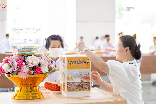 ภาพ No.237908:วันเสาร์ที่ 9 สิงหาคม พ.ศ. 2568 (วันพระ ขึ้น 15 ค่ำ เดือน 9) พิธีบุพเปตพลี ครั้งที่ 168 ร่วมอุทิศบุญแด่หมู่ญาติที่ล่วงลับไปแล้ว และสืบทอดอายุพระพุทธศาสนา ณ หอฉันคุณยายอาจารย์ฯ วัดพระธรรมกาย