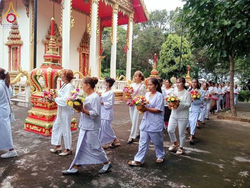 ภาพ No.181861:พิธีทอดกฐิน ณ วัดหนองเสม็ดวนาราม ต.ลำนางรอง อ.โนนดินแดง จ.บุรีรัมย์ ในโครงการทอดกฐินสามัคคีทั่วไทย 30,000 วัด บูชาธรรม 80 ปี หลวงพ่อธัมมชโย โดยคณะศิษยานุศิษย์วัดพระธรรมกาย วันที่ 6 พฤศจิกายน พ.ศ. 2567