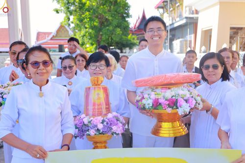 ภาพ No.260107:วันที่ 19 ตุลาคม พ.ศ. 2568 พิธีทอดกฐินสามัคคีทั่วไทย 30,000 วัด โดยคณะศิษยานุศิษย์ บูชาธรรม 81 ปี หลวงพ่อธัมมชโย วัดบัวโรย อ.บางเสาธง จ.สมุทรปราการ