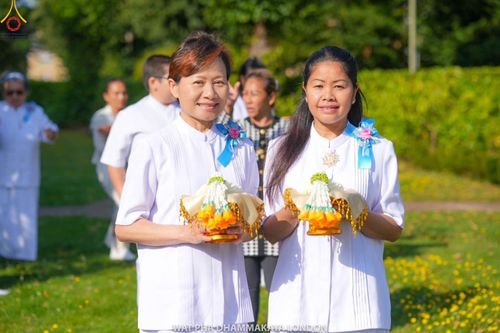ภาพ No.149337:วัดพระธรรมกายลอนดอน สหราชอาณาจักร  ได้จัดพิธีบรรพชาสามเณรยุวธรรมทายาท  ในวันจันทร์ที่ 12 สิงหาคม พ.ศ. 2567