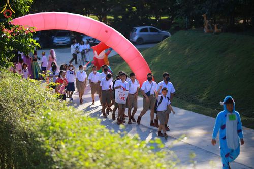 ภาพ No.102834:วันรวมพลังเด็กดี V-Star ผู้นำฟื้นฟูศีลธรรมโลก จังหวัดระยอง ณ ศูนย์ปฏิบัติธรรมจังหวัดระยอง (บ้านช่องลม) ต.บางบุตร อ.บ้านค่าย จ.ระยอง วันที่ 17 ธันวาคม พ.ศ. 2566