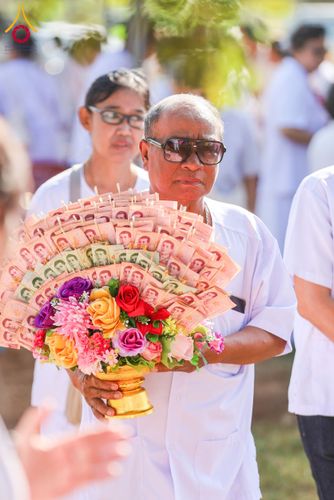 ภาพ No.175239:พิธีทอดปฐมกฐิน ธุดงคสถานวังทรายพูน เขาพนมพาธัมมานุสรณ์ พุทธันดรสุวรรณภูมิ  ต.หนองพระ อ.วังทรายพูน จ.พิจิตร ในโครงการกฐินสามัคคีทั่วไทย 30,000 วัด บูชาธรรม 80 ปี หลวงพ่อธัมมชโย โดยคณะศิษยานุศิษย์วัดพระธรรมกาย วันที่ 14 พฤศจิกายน พ.ศ. 2567