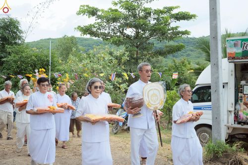 ภาพ No.272006:วันที่ 28 ตุลาคม พ.ศ. 2568 พิธีทอดกฐินสามัคคีทั่วไทย ณ สำนักสงฆ์สวนป่าสันติธรรม จ.สระบุรี โดยคณะศิษยานุศิษย์ บูชาธรรม 81 ปี หลวงพ่อธัมมชโย