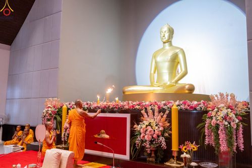 ภาพ No.84162:พิธีขอบรรพชา , พิธีขอสรณคมน์และศีล ,  พิธีรับบาตร , พิธีอุปสมบท ในโครงการบรรพชาอุปสมบทหมู่ธรรมทายาทรุ่นเข้าพรรษา และโครงการบรรพชาสามเณรโรงเรียนนานาชาติ รุ่นที่ 12 ณ โบสถ์พระไตรปิฎก วัดพระธรรมกาย วันที่ 22 กรกฎาคม พ.ศ. 2566