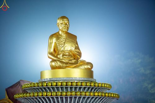 ภาพ No.112654:พิธีตักบาตรพระธรรมยาตราฯ ณ วัดสองพี่น้อง จ.สุพรรณบุรี วันที่ 15 มกราคม พ.ศ. 2567