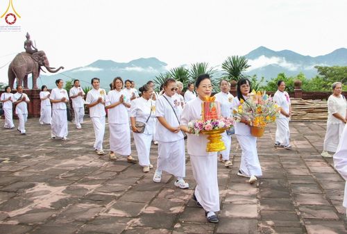 ภาพ No.163937:โครงการกฐินสามัคคีทั่วไทย 30,000 วัด บูชาธรรม 80 ปี หลวงพ่อธัมมชโย โดย คณะศิษยานุศิษย์วัดพระธรรมกาย ณ วัดเฉลิมราษฎร์ อ.กุยบุรี จ.ประจวบคีรีขันธ์ วันที่ 20 ตุลาคม พ.ศ. 2567