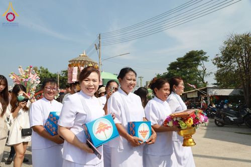 ภาพ No.175169:พิธีทอดกฐิน วัดเจริญสุขาราม จ.สมุทรสาคร ในโครงการกฐินสามัคคีทั่วไทย 30,000 วัด บูชาธรรม 80 ปี หลวงพ่อธัมมชโย โดยคณะศิษยานุศิษย์วัดพระธรรมกาย วันที่ 10 พฤศจิกายน พ.ศ. 2567