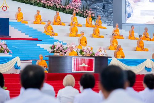 ภาพ No.102939:พิธีมุทิตาหลวงพ่อทัตตชีโว วันที่ 17 ธันวาคม พ.ศ. 2566 ณ สภาธรรมกายสากล วัดพระธรรมกาย